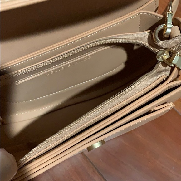 Cross Shoulder Bag - Picture 4 of 5